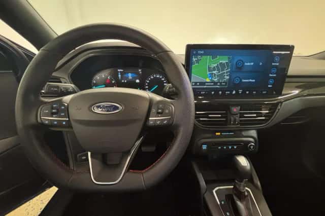 Ford Focus (2025) thumbnail 3