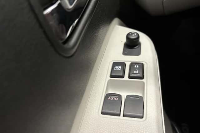 Suzuki Ignis (2017) thumbnail 26