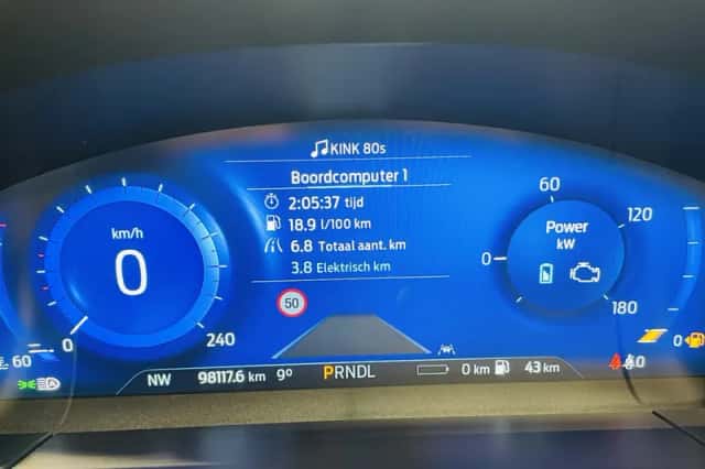 Ford Kuga (2023) thumbnail 14
