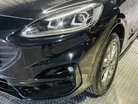 Ford Kuga (2023) thumbnail 22