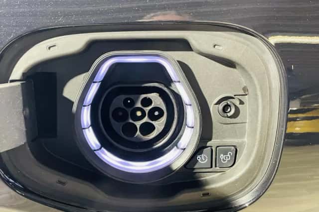 Ford Kuga (2023) thumbnail 23