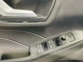 Ford Kuga (2023) thumbnail 26