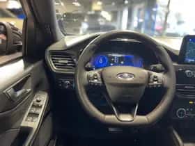 Ford Kuga (2023) thumbnail 31
