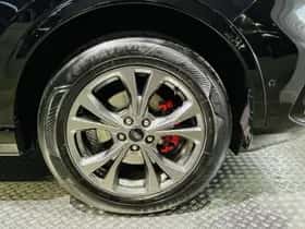 Ford Kuga (2023) thumbnail 5