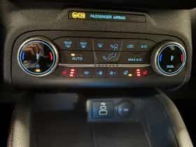 Ford Kuga (2023) thumbnail 16