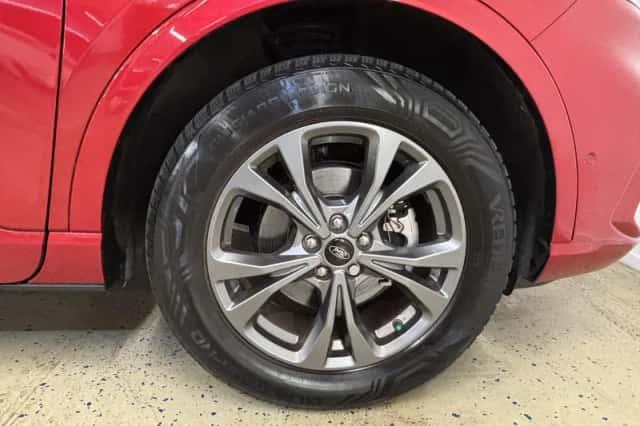Ford Kuga (2023) thumbnail 26