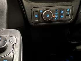 Ford Kuga (2025) thumbnail 11