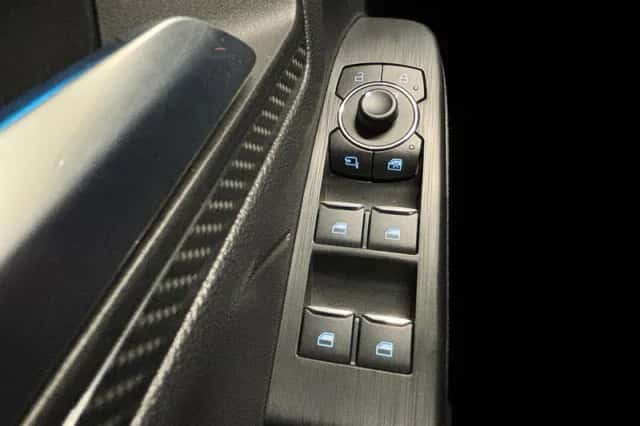 Ford Kuga (2025) thumbnail 12