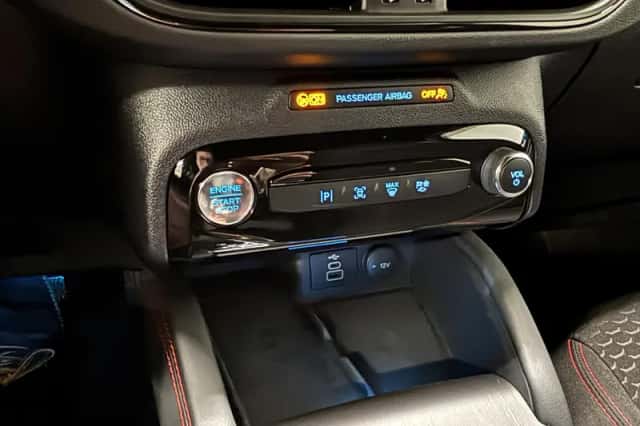 Ford Kuga (2025) thumbnail 15