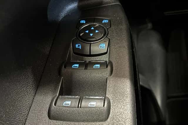 Ford EcoSport (2018) thumbnail 7