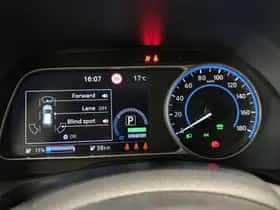 Nissan Leaf (2022) thumbnail 19
