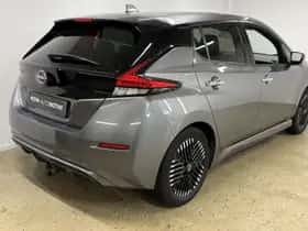 Nissan Leaf (2022) thumbnail 4