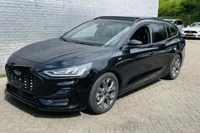 Ford Focus (2025) thumbnail 4