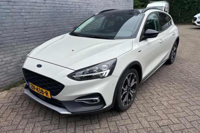 Ford Focus (2019) thumbnail 4