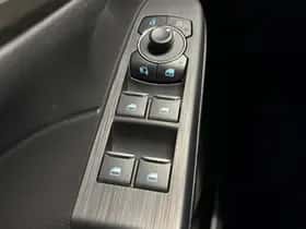 Ford Kuga (2024) thumbnail 21