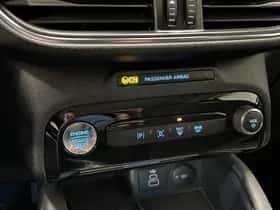 Ford Kuga (2024) thumbnail 10