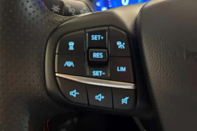 Ford Kuga (2024) thumbnail 13