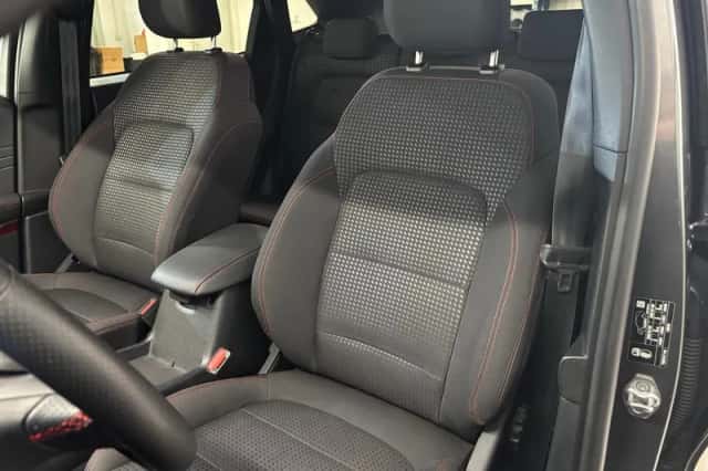 Ford Kuga (2024) thumbnail 15