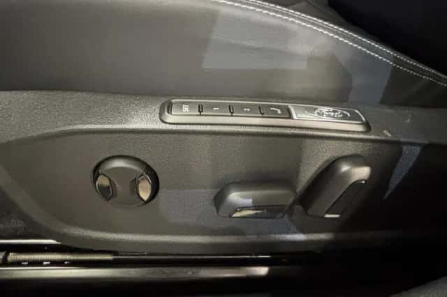 Ford Explorer (2025) thumbnail 22