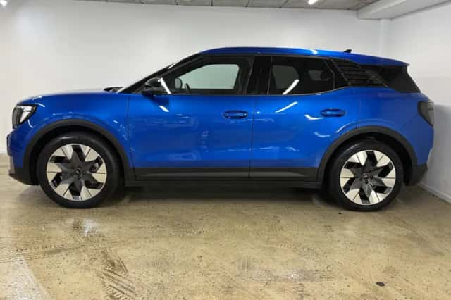 Ford Explorer (2025) thumbnail 7