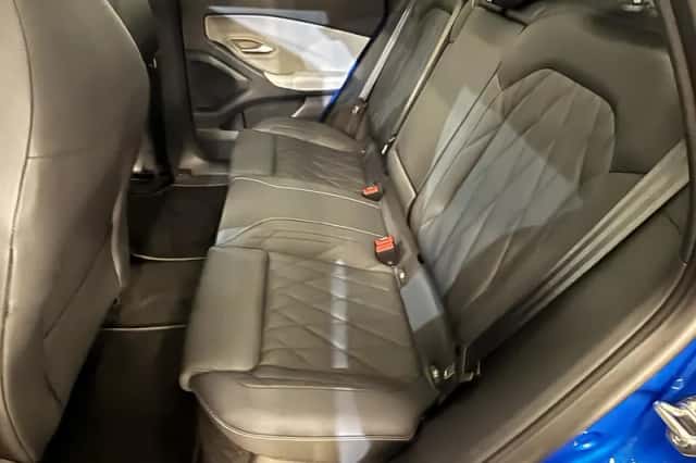 Ford Explorer (2025) thumbnail 10
