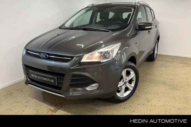 Ford Kuga (2016) thumbnail 1
