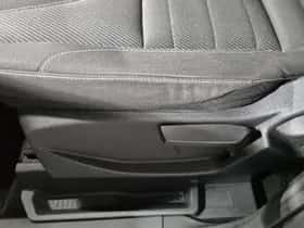 Ford Kuga (2016) thumbnail 15