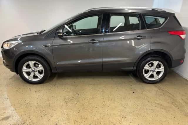 Ford Kuga (2016) thumbnail 20
