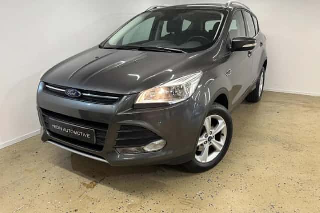 Ford Kuga (2016) thumbnail 24