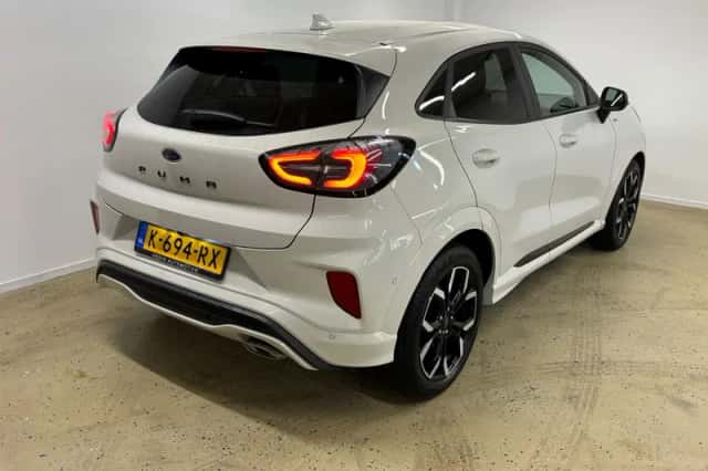 Ford Puma (2021) thumbnail 2