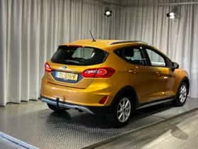Ford Fiesta (2018) thumbnail 2