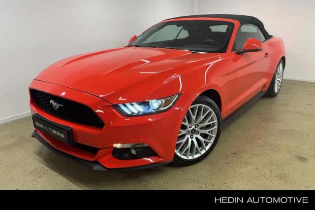 Ford Mustang (2016) thumbnail 1