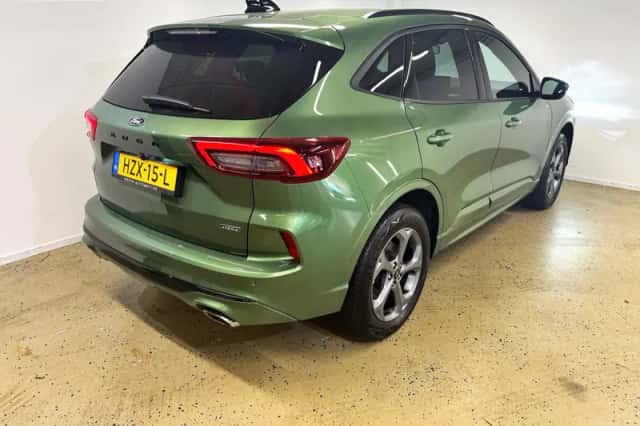 Ford Kuga (2025) thumbnail 2