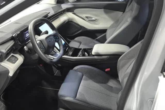 Ford Explorer (2024) thumbnail 14