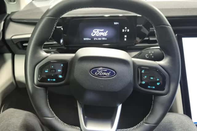 Ford Explorer (2024) thumbnail 8
