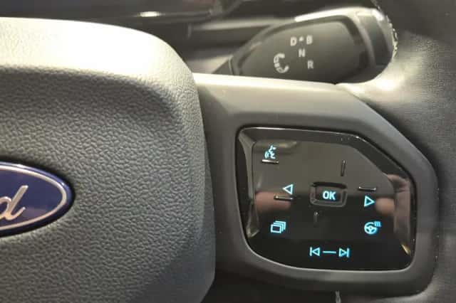 Ford Explorer (2024) thumbnail 9