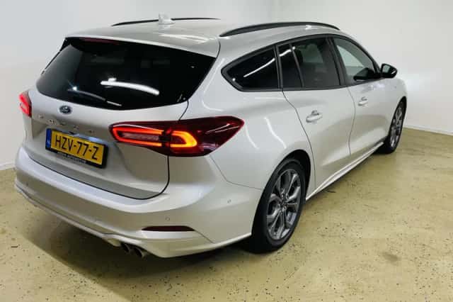 Ford Focus (2025) thumbnail 2