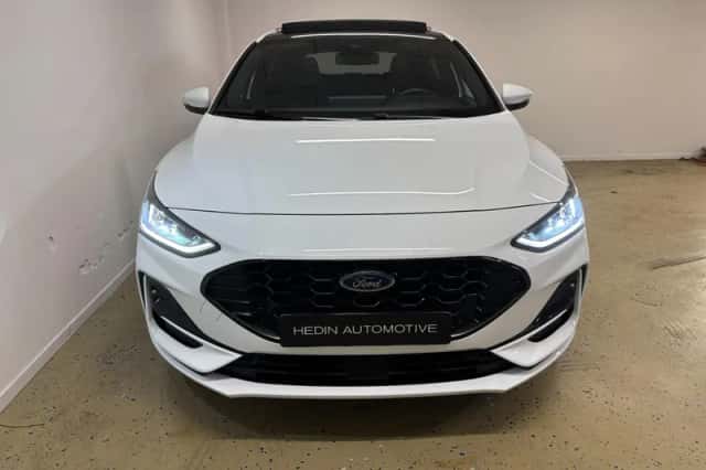 Ford Focus (2023) thumbnail 6