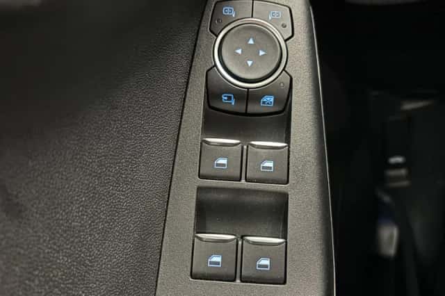 Ford Fiesta (2020) thumbnail 16