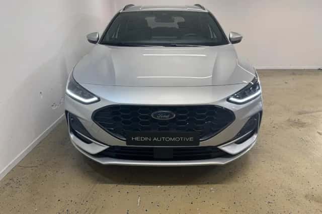 Ford Focus (2025) thumbnail 6