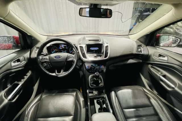 Ford Kuga (2017) thumbnail 11