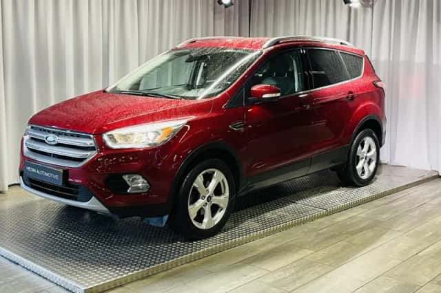 Ford Kuga (2017) thumbnail 25