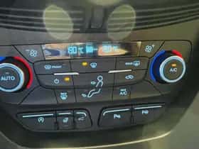 Ford Kuga (2017) thumbnail 28
