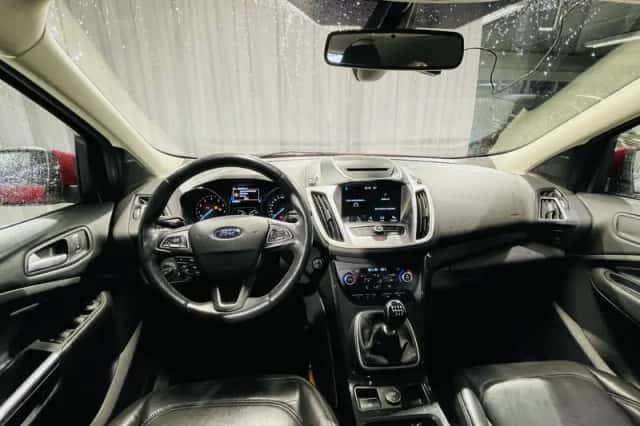 Ford Kuga (2017) thumbnail 30