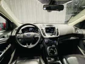 Ford Kuga (2017) thumbnail 30