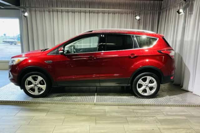 Ford Kuga (2017) thumbnail 8
