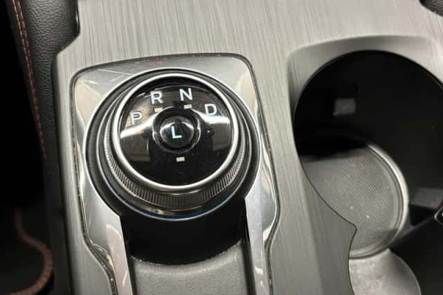 Ford Kuga (2023) thumbnail 12