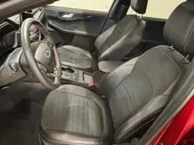 Ford Kuga (2023) thumbnail 16