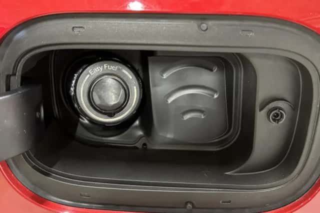 Ford Kuga (2023) thumbnail 21