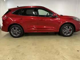 Ford Kuga (2023) thumbnail 25
